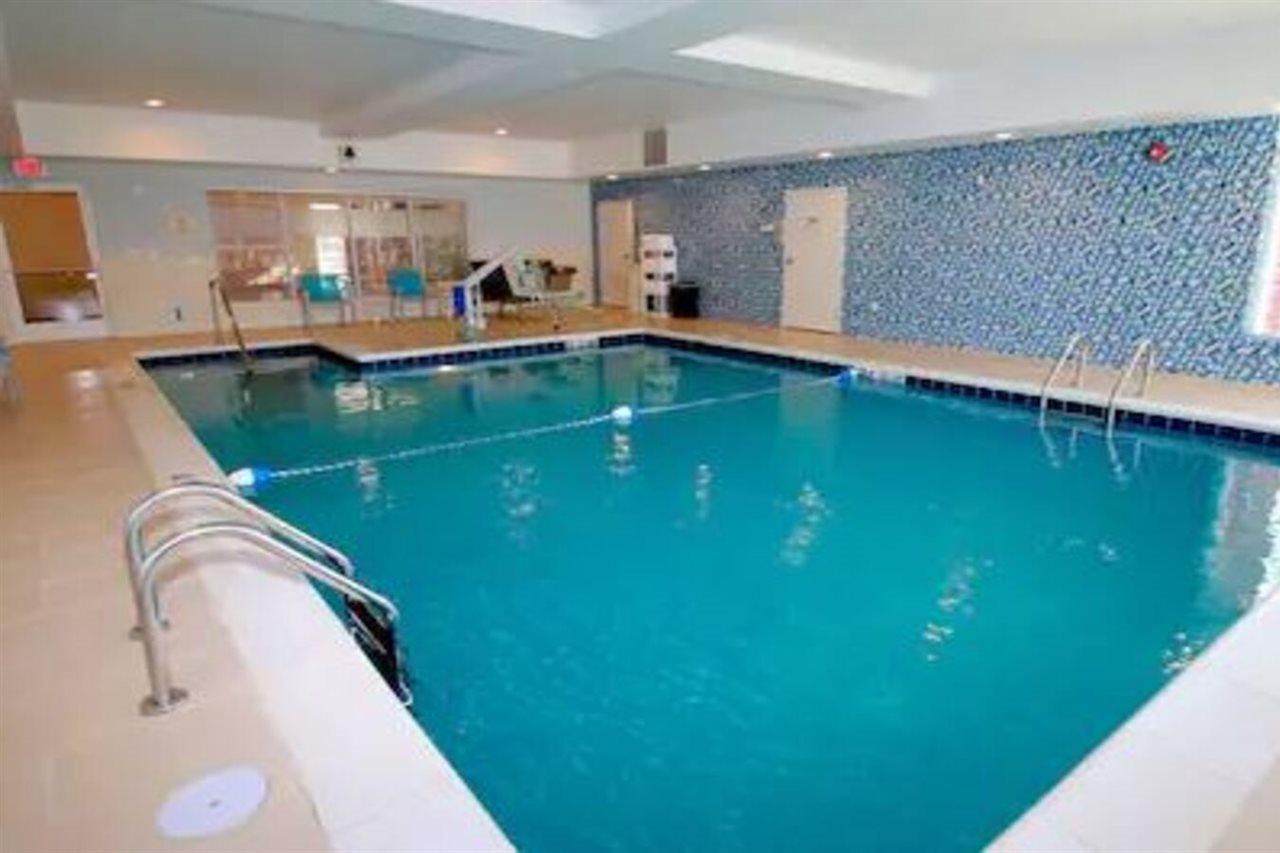 Hampton Inn- Suffolk Eksteriør bilde