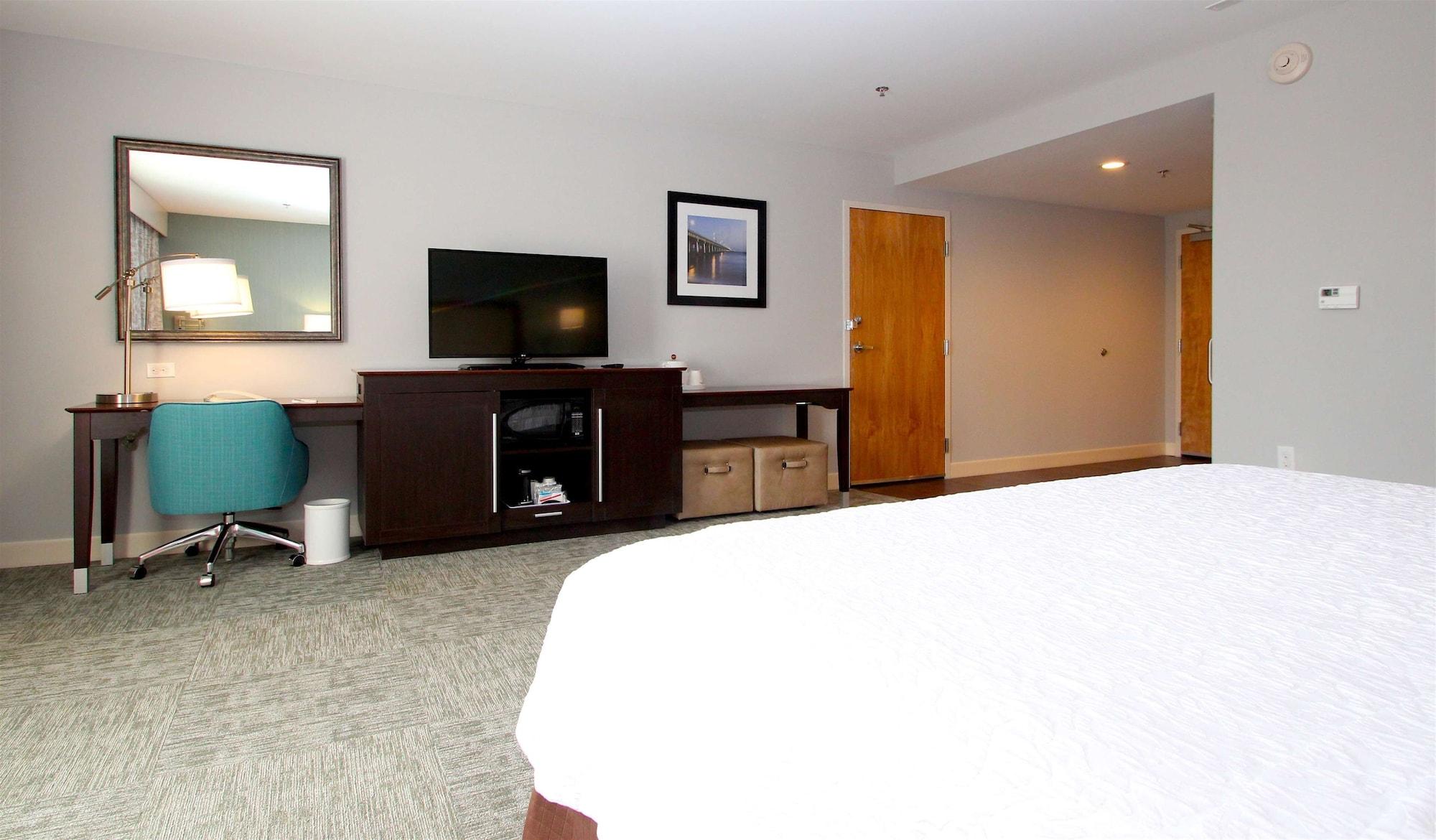 Hampton Inn- Suffolk Eksteriør bilde